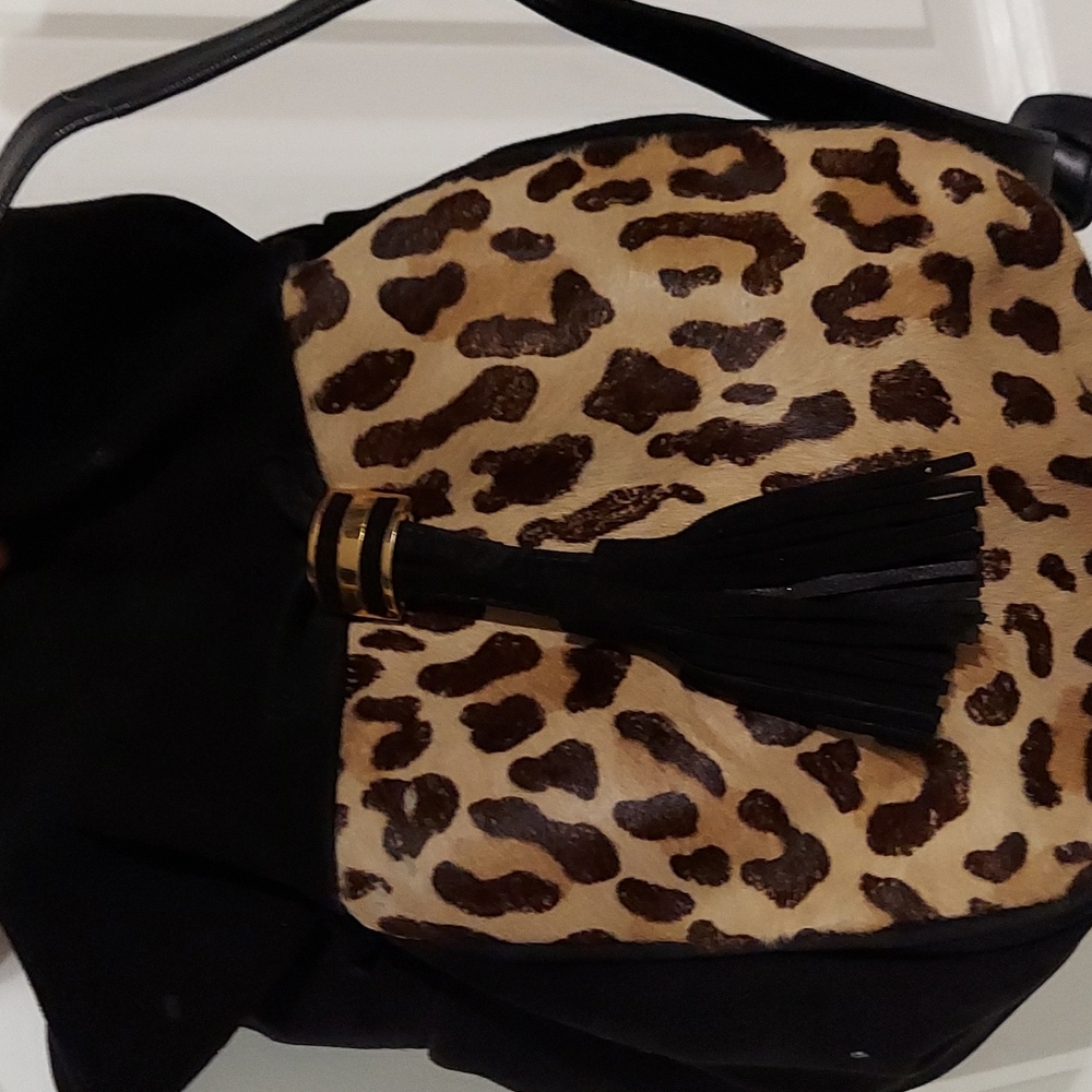 AUTHENTIC Stuart Weitzman🐆 Leopard Print Cowhide Bag